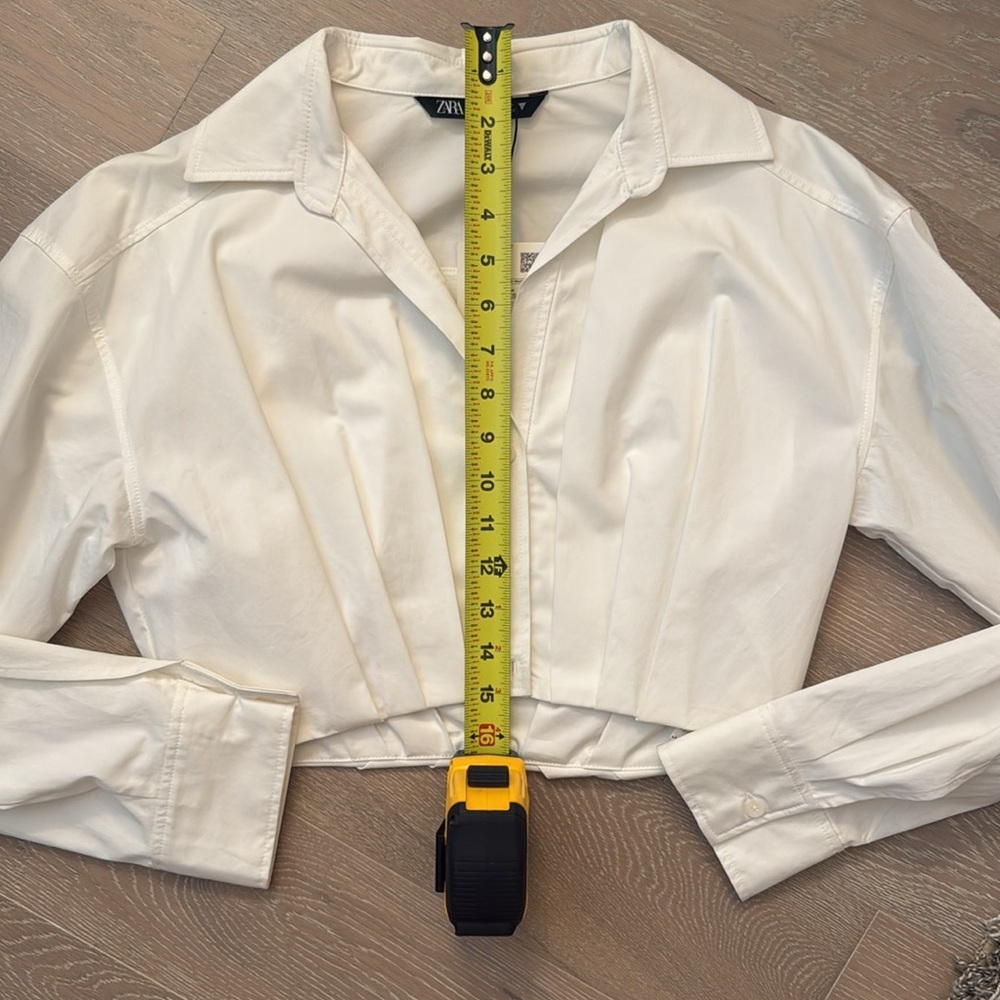 Zara Cropped Top Button Down - Picture 5 of 5